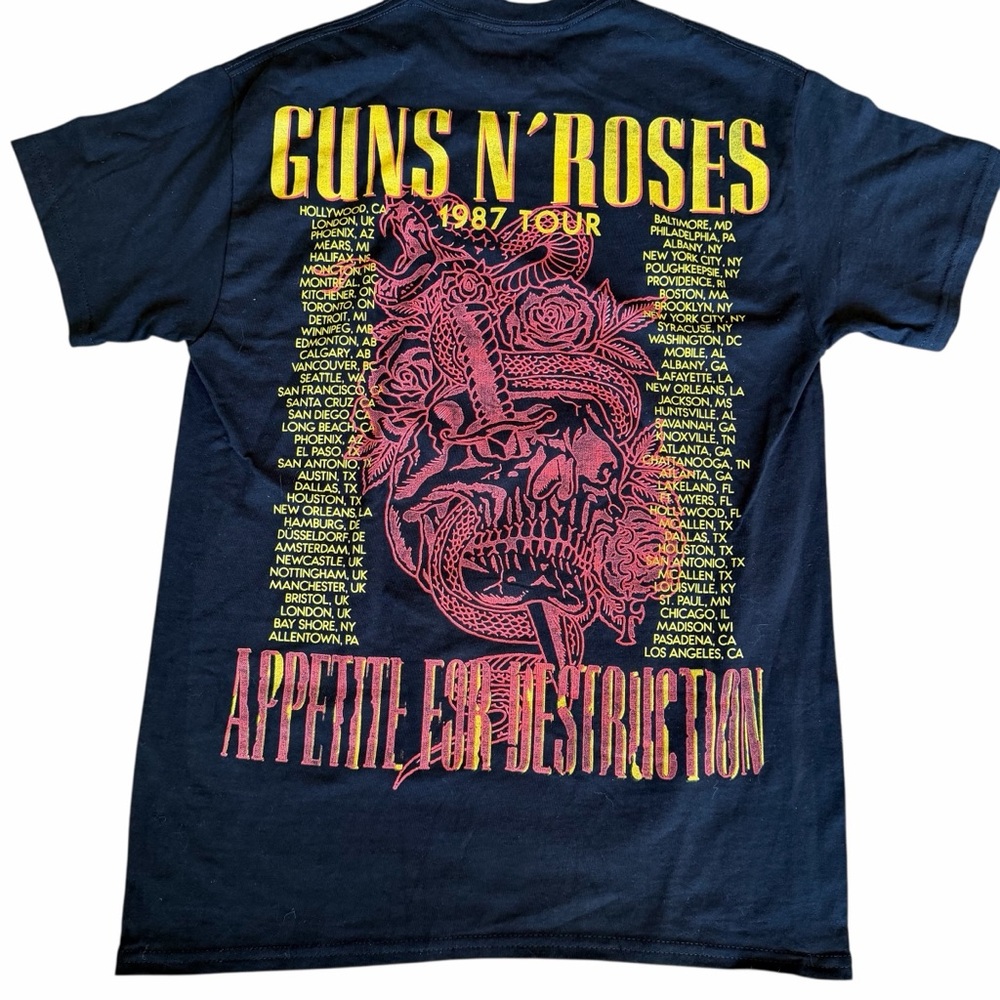 Guns N’ Roses Tee MEDIUM NWT - Picture 2 of 3
